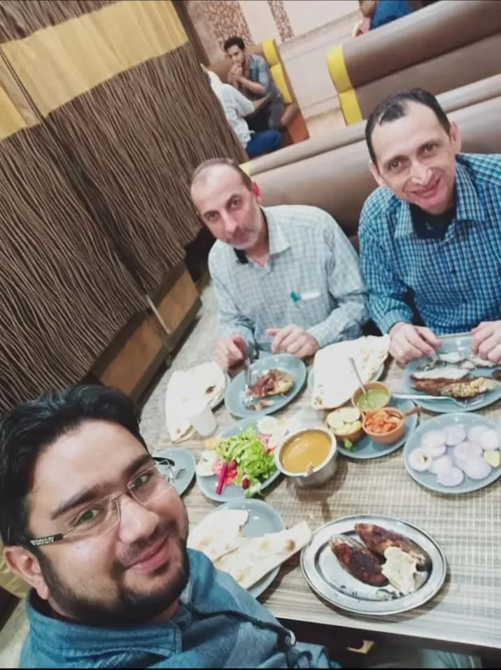 Mohammad Kashif Shaikh of Madiha Overseas with clients, partners and shipments, photo 70